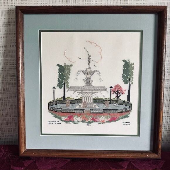 Vintage Needlepoint 16" Wood Framed Artwork, Forsyth Park, Savannah GA Folk Art - Picture 12 of 15